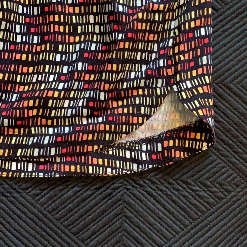 Patterned Skirt - Picture 4 of 4